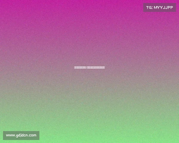 网球赛场风云再起 聚焦运动员拼搏与风采展示